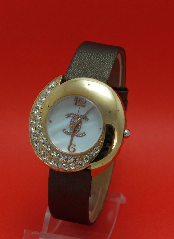 Chanel-R1-4